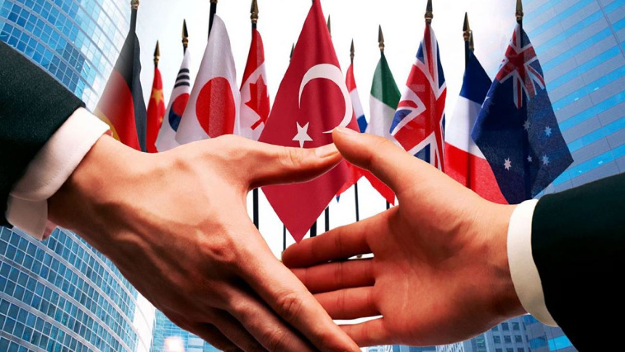 Dünya Ticareti Kan Kaybediyor