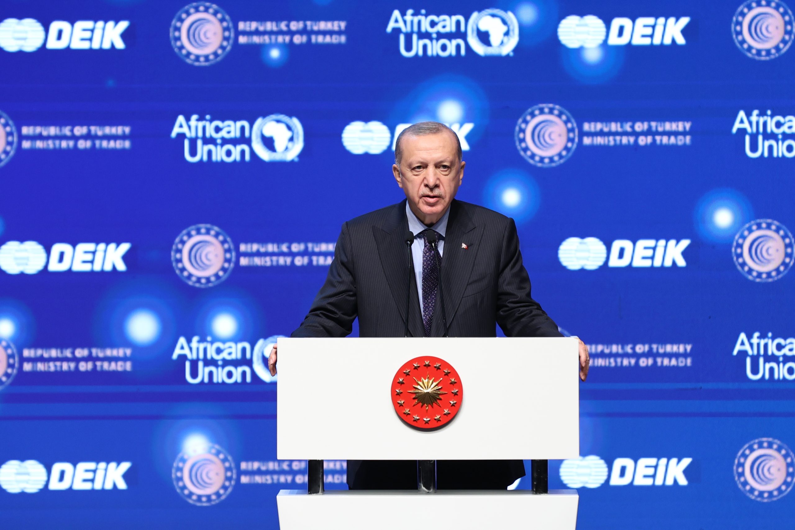 Afrika ile 75 Milyar Dolarlık Ticaret Hedefleniyor