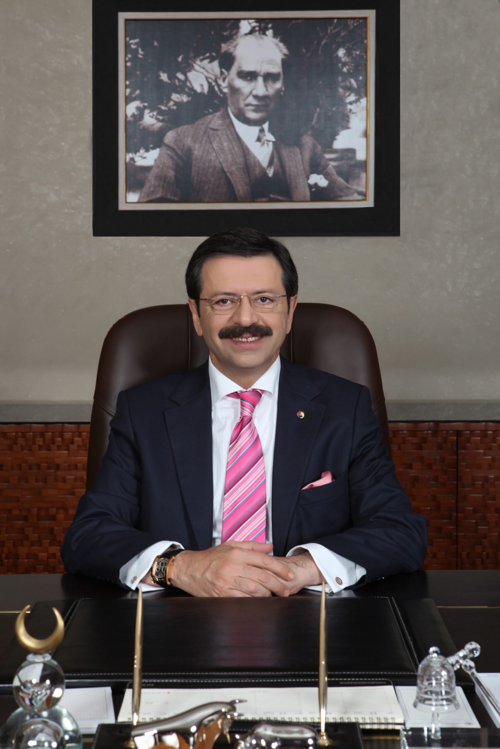 Türkiye’nin Dışa Açık Büyüme Stratejisinde 40 Yıllık Yol Arkadaşı: DEİK