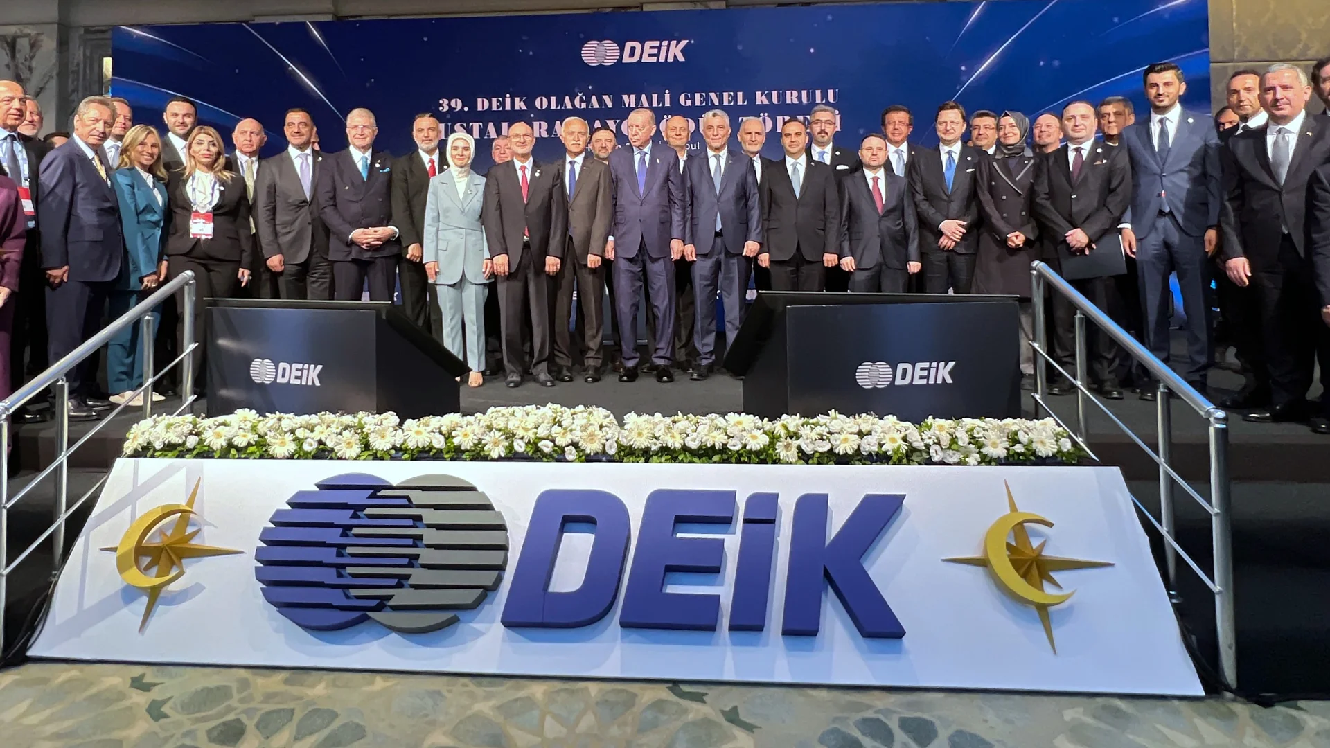 DEİK 5. USTALARA SAYGI ÖDÜLLERİ SAHİPLERİNİ BULDU